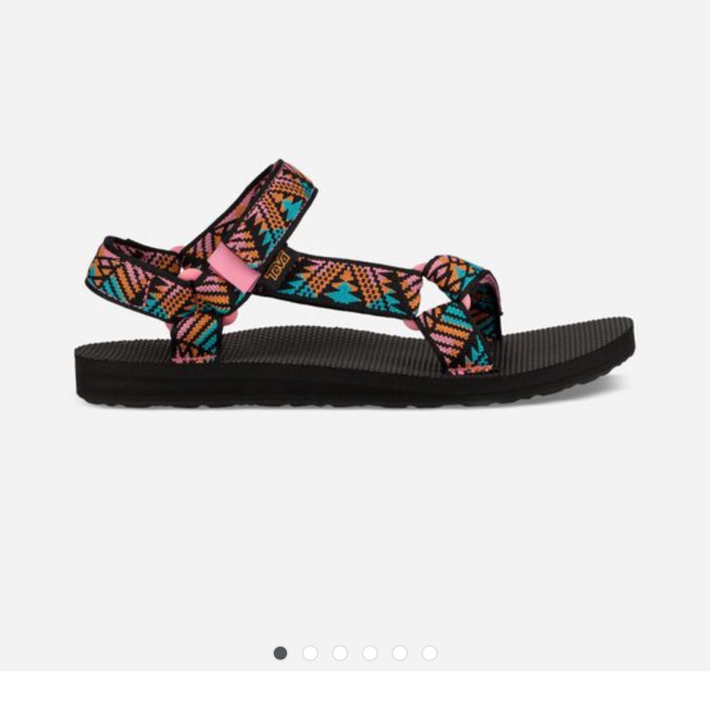 Teva Arizona in pink lemonade